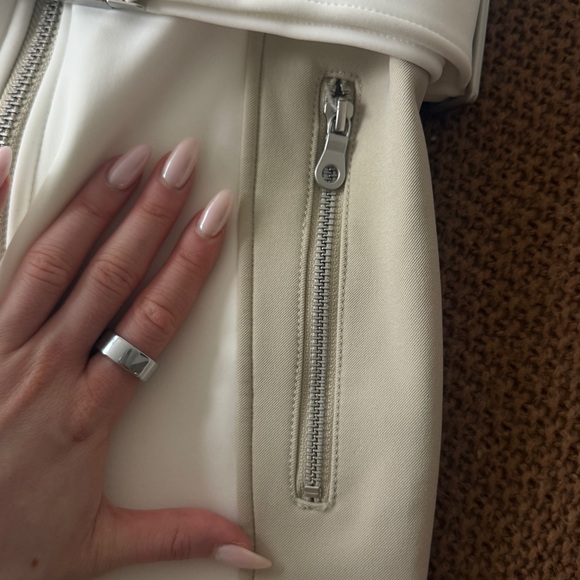 Cordova Badia Belted Colorblocked Straight Ski Suit - Picture 9 of 11